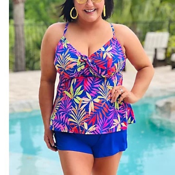 Kim Gravel x Swimsuits For All Tie Front Top and Short Set - Picture 2 of 9